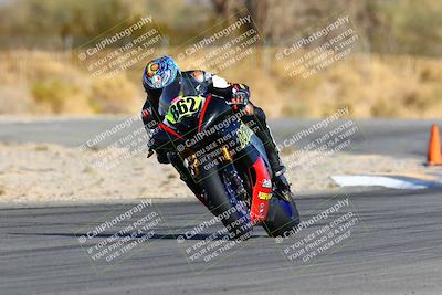 media/Jan-16-2022-CVMA (Sun) [[7f3d92989d]]/Race 3 Amateur Supersport Middleweight/